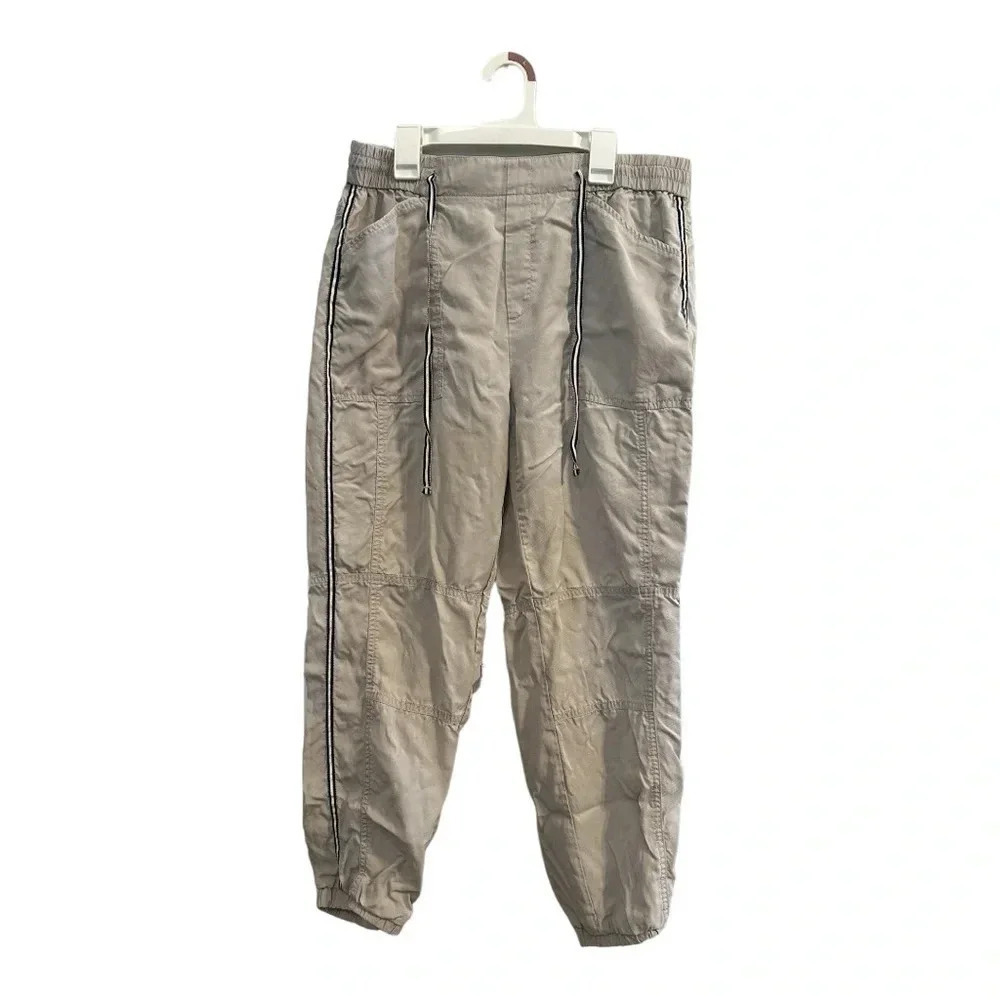 Banana Republic Lyocell High Waisted Khaki Joggers // Size M